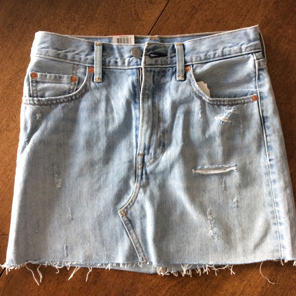 Levi’s denim skirt